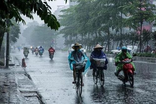 Ngày mai Bắc Bộ có mưa giông, cảnh báo lốc và mưa đá