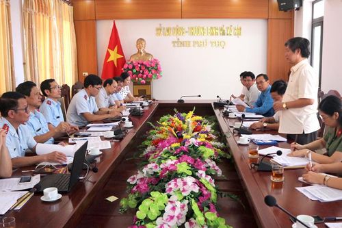 Kiểm tra, giám sát việc thực hiện hỗ trợ người dân và doanh nghiệp gặp khó khăn do đại dịch Covid-19