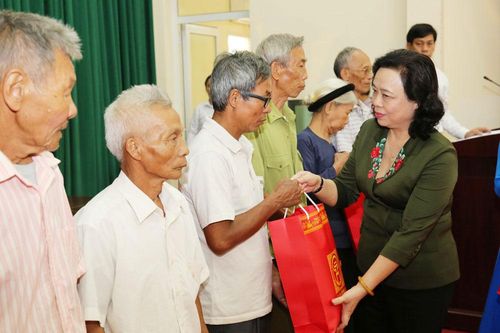 Phát huy dân chủ ở cơ sở, nâng cao năng lực lãnh đạo của cấp ủy, chính quyền