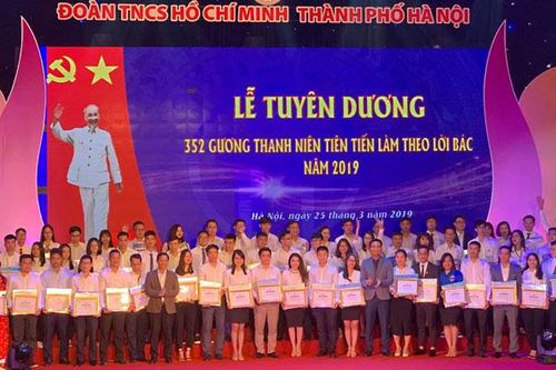 12 đại biểu Thủ đô dự Đại hội Thanh niên tiên tiến làm theo lời Bác toàn quốc