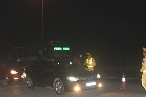 Hải Dương: Một tài xế ô tô bị phạt 35 triệu đồng do sử dụng rượu bia