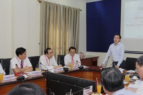 Nghiên cứu khoa học gắn với đào tạo và ứng dụng lâm sàng phục vụ người bệnh, cộng đồng
