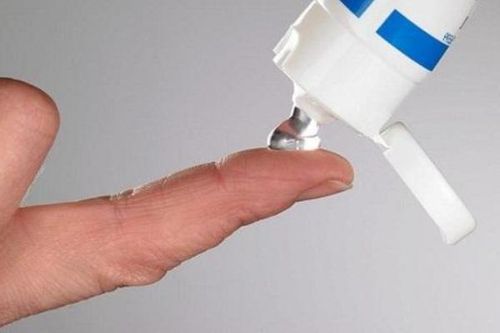 Thuốc bôi ngoài da - Dùng thế nào cho đúng?