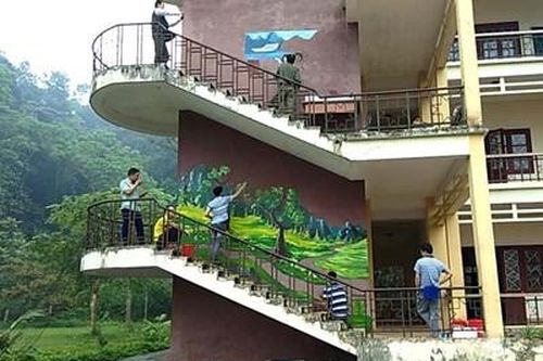 Nhóm họa sĩ Bắc Kạn vẽ tranh miễn phí