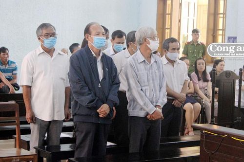 Sai phạm trong đấu thầu thuốc ở Gia Lai: Sẽ mở lại phiên tòa tiếp theo vào ngày 18-6