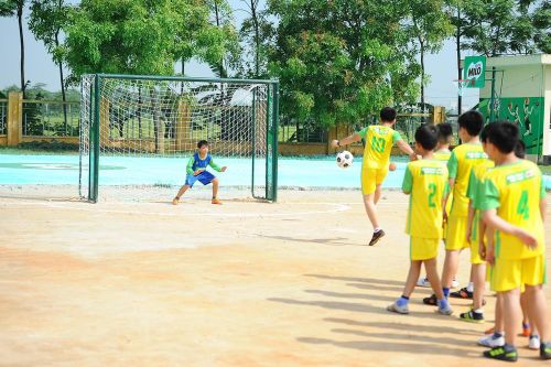 Nhiều hoạt động tái chế sôi nổi trong 'Hành trình thứ hai của lốp xe'