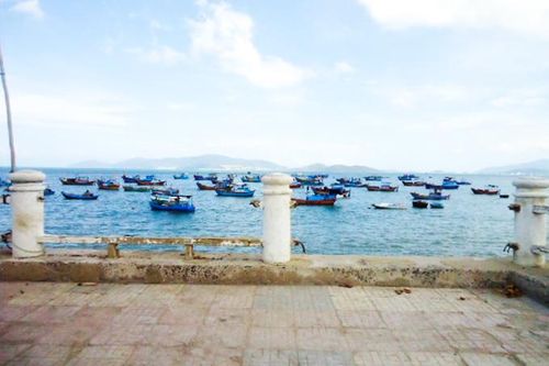 Lan can hư hỏng