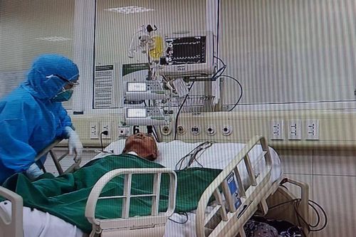 Bệnh nhân mắc COVID-19 cao tuổi nhất Việt Nam được xuất viện