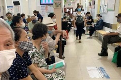 Nắng nóng kéo dài tăng bệnh nhân sốc nhiệt, đột quỵ