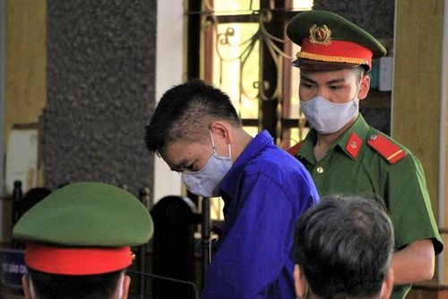 Xét xử gian lận thi cử ở Sơn La: Cựu Phó giám đốc Sở GD&ĐT khai bị ép cung