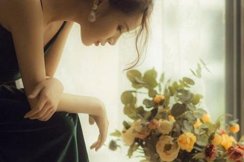 Đừng lo lắng nếu đàn ông có 3 biểu hiện 'điên rồ' này bởi điều đó chứng tỏ vị trí của bạn trong lòng anh ta