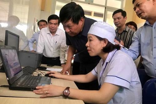 Triển khai y tế cơ sở tại Hà Tĩnh: Người dân đến thăm khám tại trạm y tế nhiều hơn, cán bộ y tế bận rộn hơn