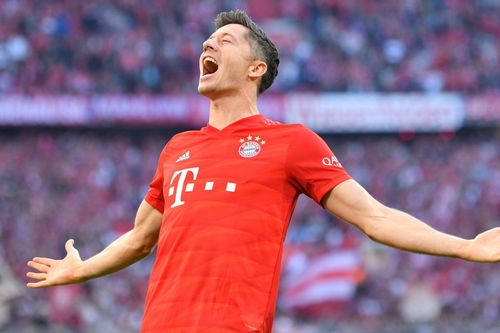 Lewandowski bay cao bằng sự kiêu ngạo và ích kỷ