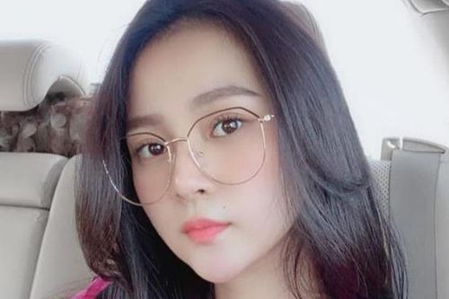 Bản sao của Angela Phương Trinh bị trầm cảm, mất ngủ