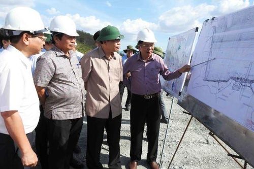 Kiểm tra công tác ứng phó nắng hạn tại Ninh Thuận