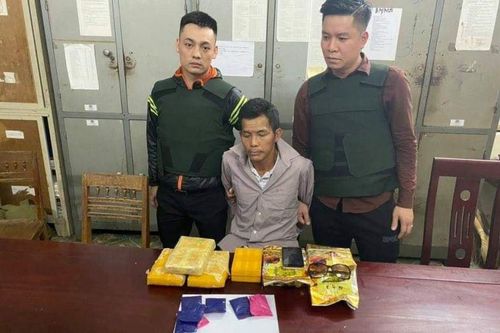 Chặn bắt đối tượng vận chuyển số lượng lớn ma túy đi tiêu thụ