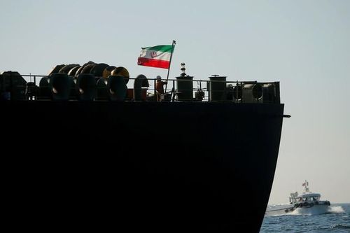 Tehran cảnh báo Mỹ sẽ phải trả giá nếu 'động' đến tàu chở dầu Iran