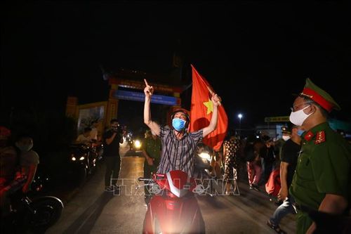 Politico: Việt Nam xếp hạng cao nhất thế giới trong chống dịch COVID-19