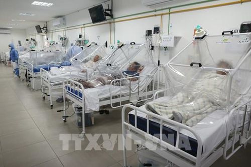 Dịch COVID-19: Brazil đóng cửa biên giới thêm 30 ngày