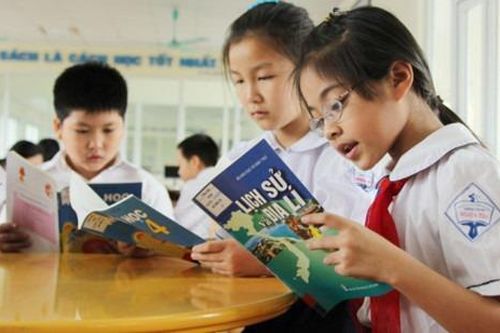 Tranh cãi về việc học Lịch sử: Học sinh cần phải thuộc cả năm sinh, năm mất của nhân vật?