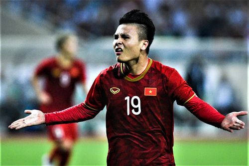 Đỗ Hùng Dũng: 'Quang Hải xứng đáng giành Quả bóng vàng hơn tôi'