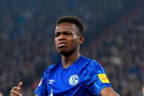 Rabbi Matondo 'phớt lờ' tin đồn chuyển nhượng của Manchester United