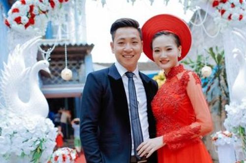 Diễn viên 'Ma Làng' - Phùng Cường ngoại tình khi vợ đang mang bầu ở tháng thứ 8