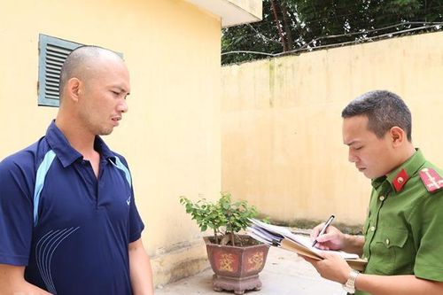 Hà Nam bắt quả tang đối tượng cất giữ trái phép chất ma túy