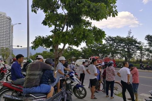 Hoảng hồn phát hiện thi thể người đàn ông cháy đen tại bờ biển Đà Nẵng