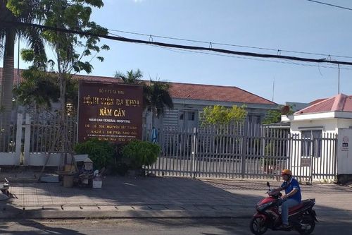 Nam điều dưỡng bị tố dâm ô nữ bệnh nhân 15 tuổi bị bắt tạm giam