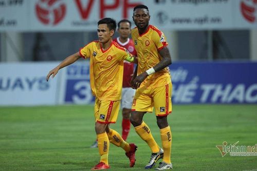 Thanh Hóa hạ Phố Hiến phút 96, cùng Viettel vào vòng 1/8