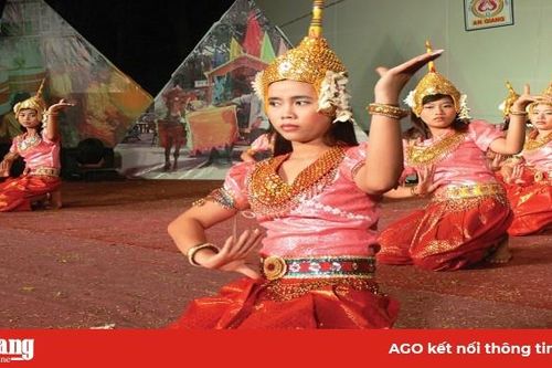 Bảo tồn, phát huy giá trị di sản văn hóa