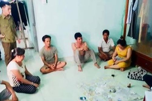 Phá sòng xập xám 'bí ẩn' căn nhà riêng