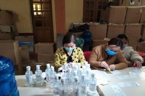 Hà Nội cảnh báo nhiều loại cồn, gel rửa tay khô chứa methanol nguy hại cho người dùng