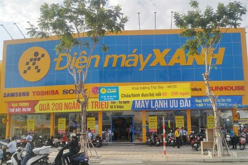 Thế giới Di động giảm 45% lợi nhuận trong tháng giãn cách xã hội