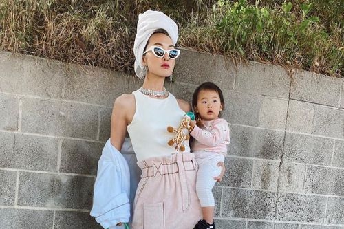 'Rich mom' nổi tiếng châu Á mở trường mẫu giáo online, thu giá cắt cổ