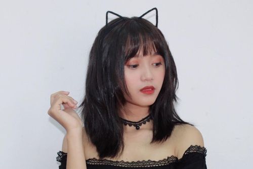 Nữ ca sĩ 17 tuổi bị đuổi khỏi nhóm nhạc đông thành viên nhất Việt Nam
