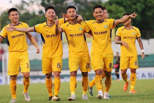 HAGL hãy học SLNA chơi tiki taka như thế nào