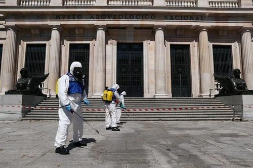 Montenegro tuyên bố chiến thắng virus SARS-CoV-2, Tây Ban Nha điều chỉnh số liệu