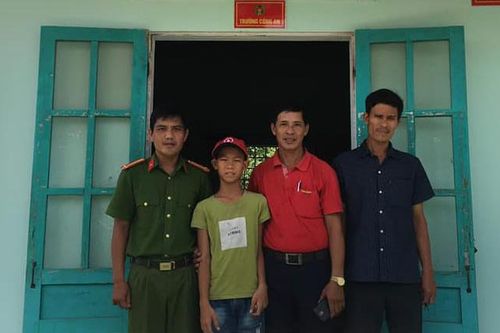 Học sinh ngoan