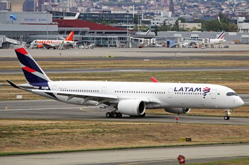 Dịch Covid-19: Hãng hàng không lớn nhất Mỹ Latinh đệ đơn xin phá sản