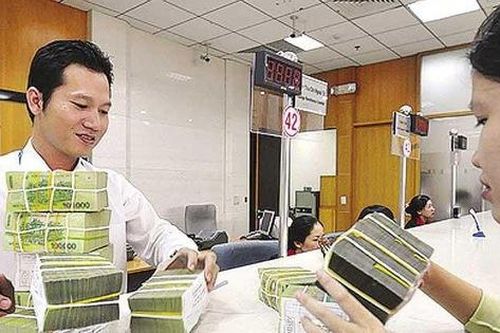 Doanh nghiệp kêu ca nhưng ngân hàng khó giảm lãi suất
