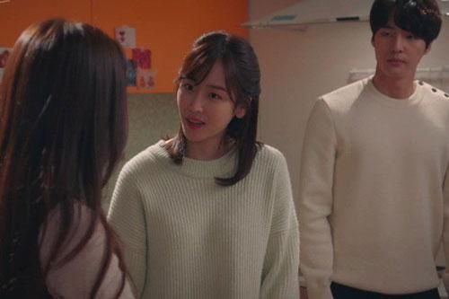 Cô gái bị mẹ bạn trai gọi lên 'họp mặt gia đình' vì trót làm một việc nhỏ không ngờ