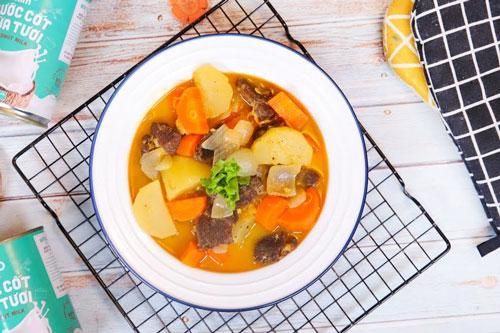 Cách làm món bò hầm cà ri cực ngon cho bữa tối thêm tròn vị