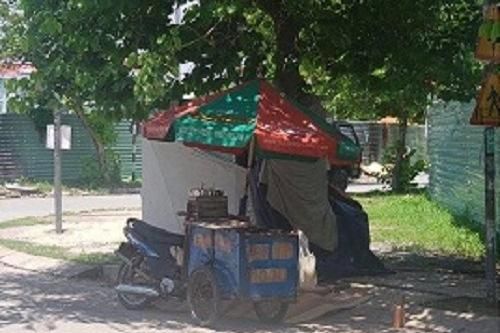 TPHCM: Phát hiện người đàn ông tử vong bên cạnh xe bán kem