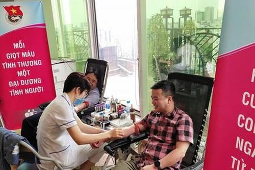 Hiến máu tình nguyện 'Bảo Việt - Vì hạnh phúc Việt'