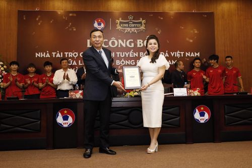 TNI-King Coffee là nhà tài trợ mới của đội tuyển Việt Nam