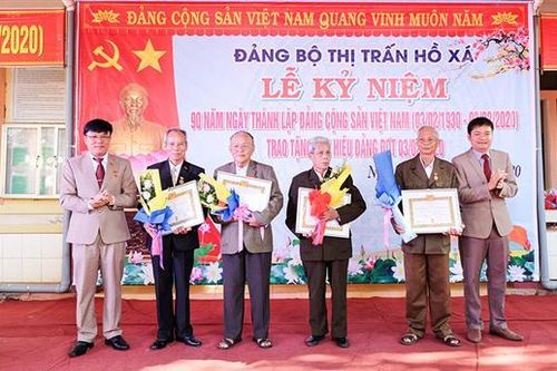 Quyết tâm xây dựng Đảng bộ thị trấn Hồ Xá trong sạch, vững mạnh