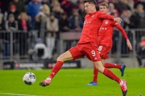 Hướng về Signal Iduna Park