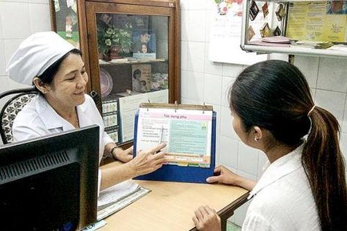 Những nguy cơ dễ gặp khi phụ nữ sinh con muộn